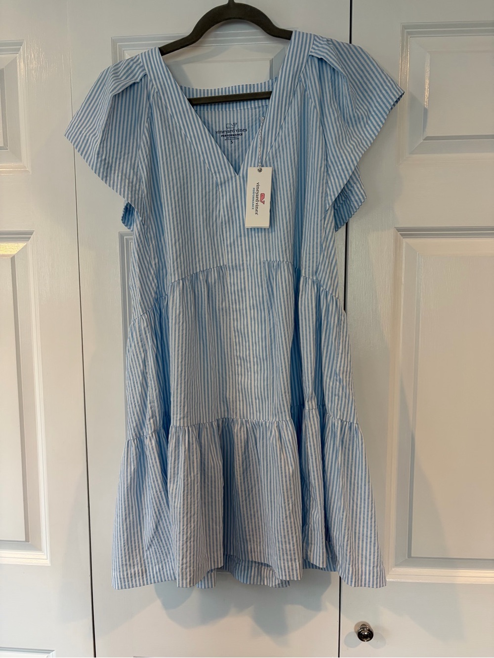 NWT Vineyard Vines Blue & White Striped Tiered V-Neck Mini Dress